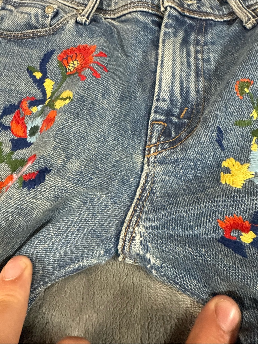 Mother Women’s Floral Embroidered Flared Jeans Made In USA Size 29 - Picture 3 of 12